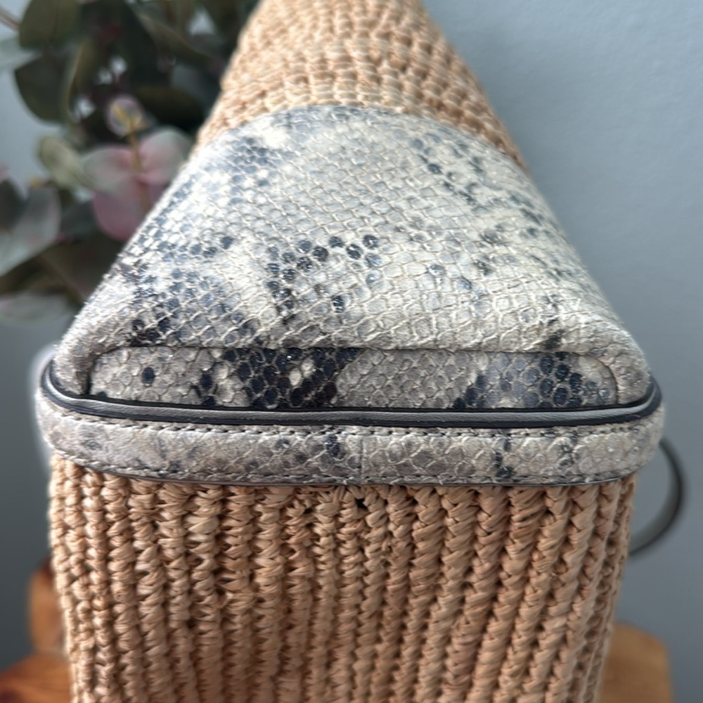 Coach Straw Tote - Picture 6 of 9